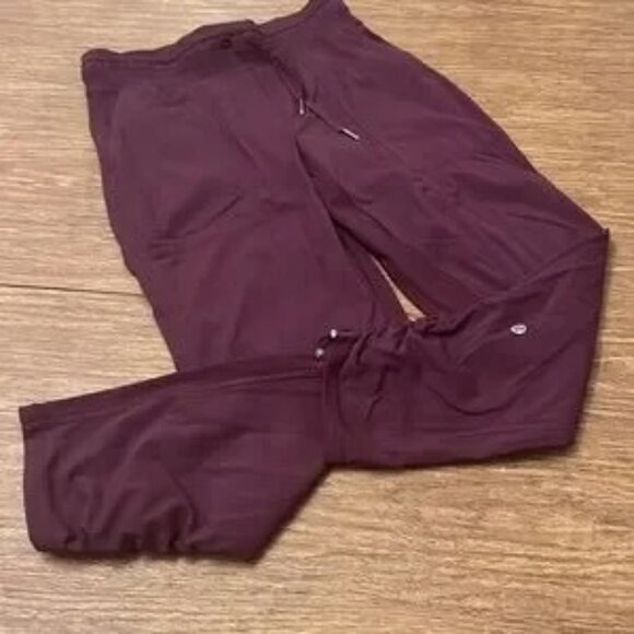 Lululemon Dance Studio Mid-Rise Cropped Pants - Picture 3 of 5